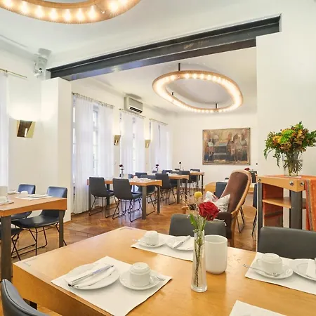 Goldener Engel 3* Spire