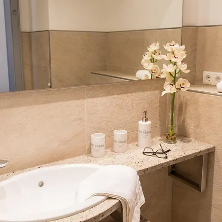 Goldener Engel Hotel Spire