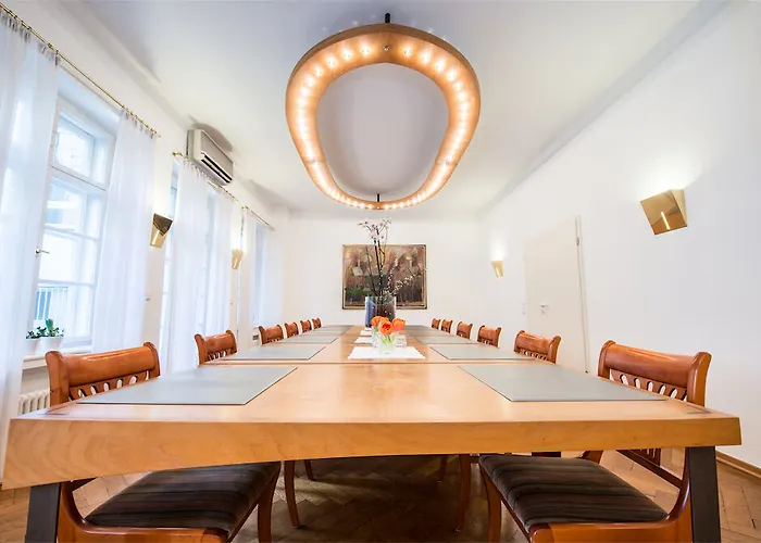 Goldener Engel מלון שפייר